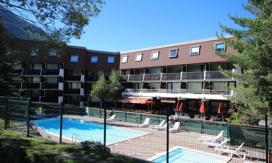 location appartement 6 personnes serre chevalier donnant sur les pistes de ski