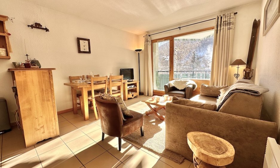 location appartement avec casier à ski serre chevalier villeneuve la salle  location appartement avec casier à ski serre chevalier villeneuve la salle