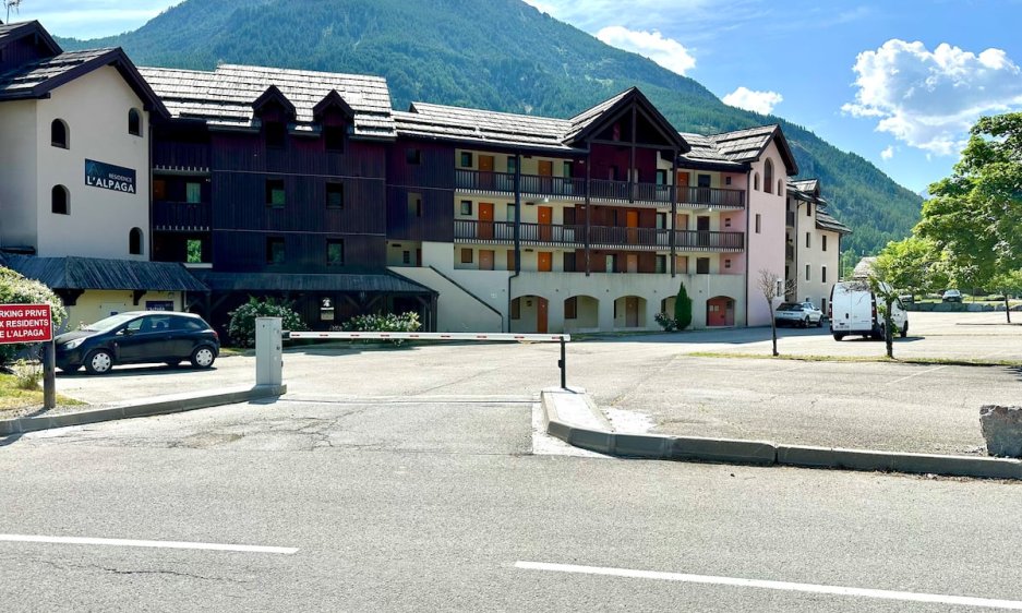 location logement avec jardin serre chevalier été