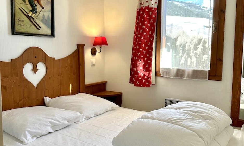 location appartement proche télécabine de Pontillas, parking privé fermé Serre chevalier
