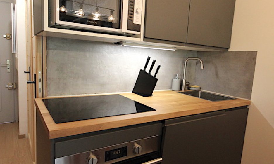 LOCATION LOGEMENT avec vue sur les pistes Serre Chevalier la salle les alpes