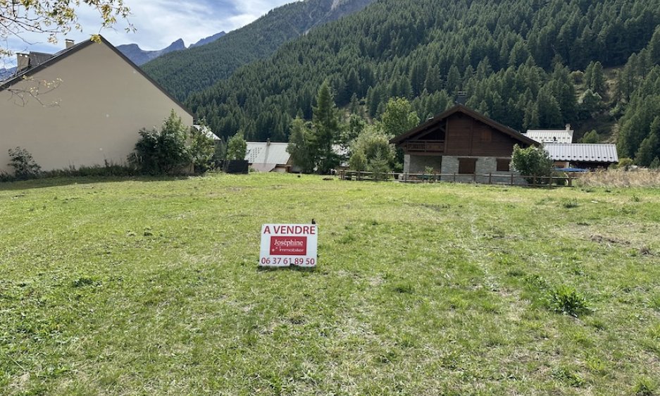 vente terrain monetier les bains dans les alpes françaises 